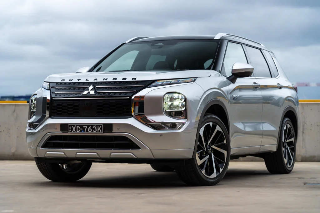 '24 outlander hybrid phev