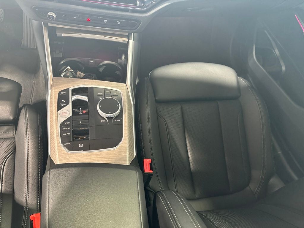 2025 BMW 3 Series 330i xDrive