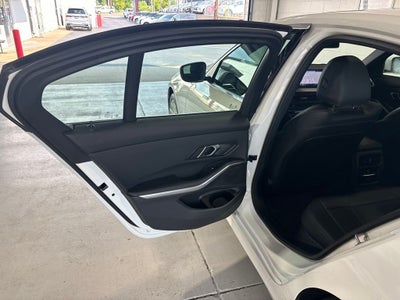 2025 BMW 3 Series 330i xDrive