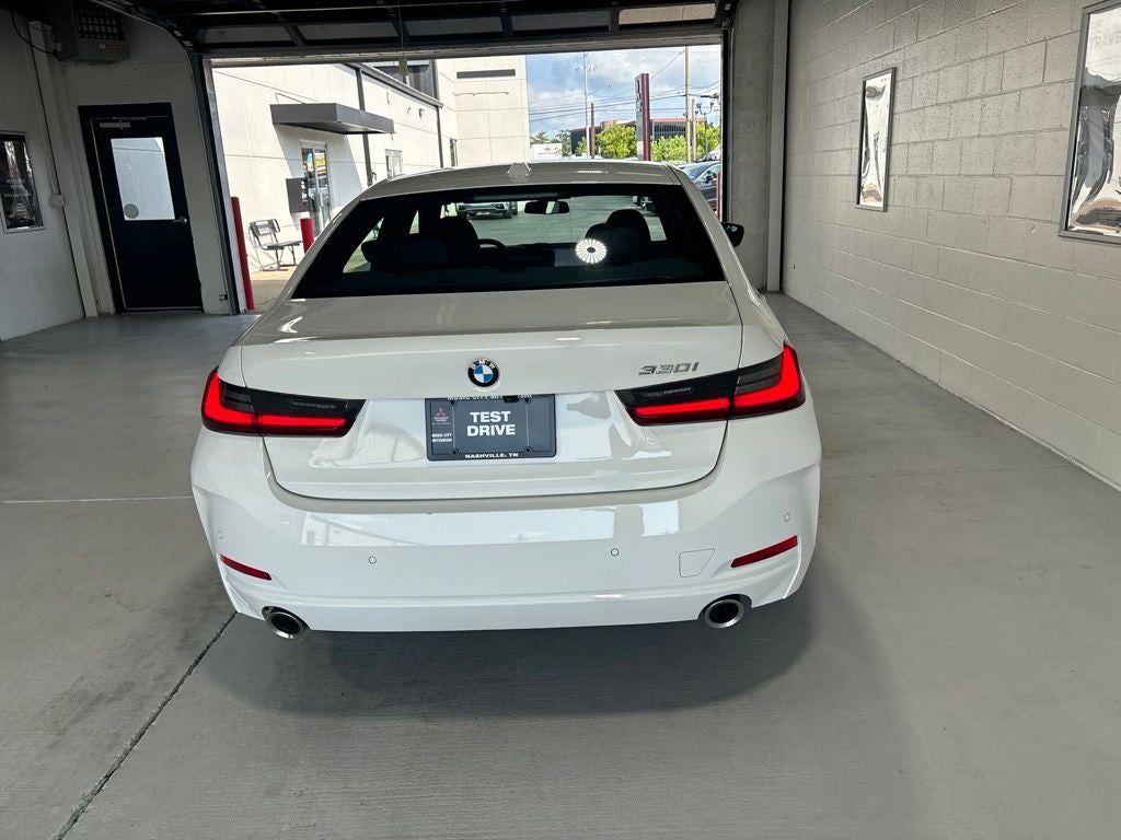 2025 BMW 3 Series 330i xDrive