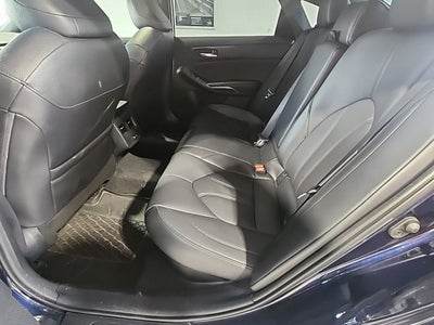 2022 Toyota Avalon Hybrid XLE Plus