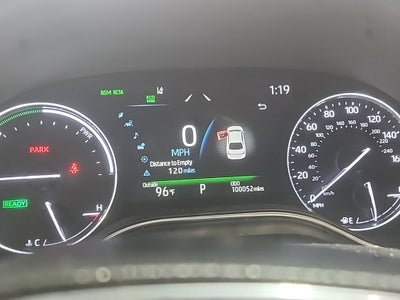 2022 Toyota Avalon Hybrid XLE Plus