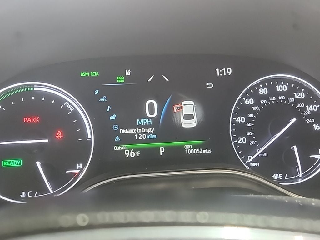 2022 Toyota Avalon Hybrid XLE Plus