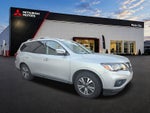 2017 Nissan Pathfinder SL