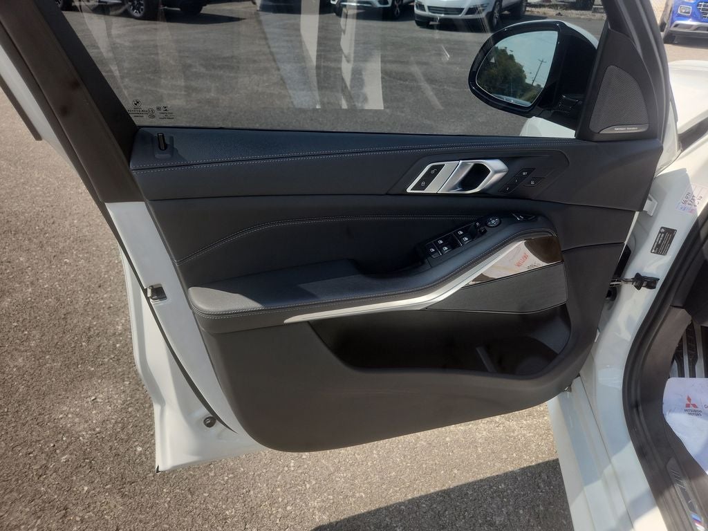 2020 BMW X5 M50i