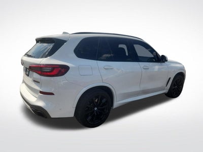 2020 BMW X5 M50i