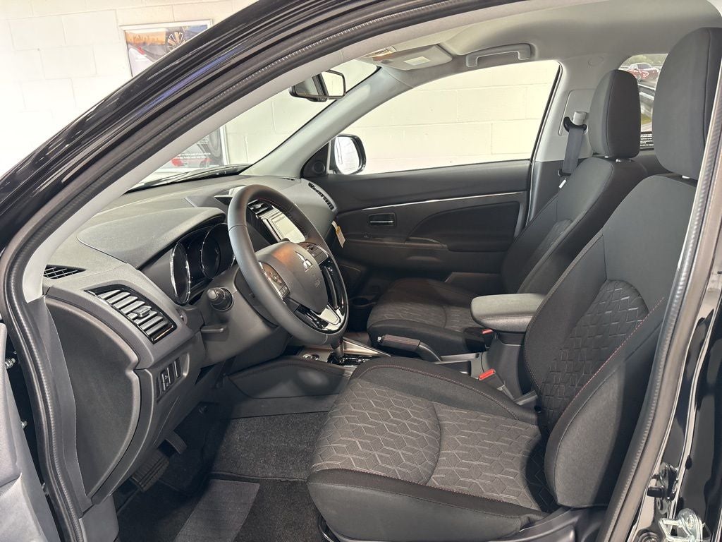 2026 Mitsubishi Outlander Sport 2.0 LE