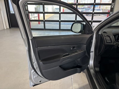2026 Mitsubishi Outlander Sport 2.0 LE
