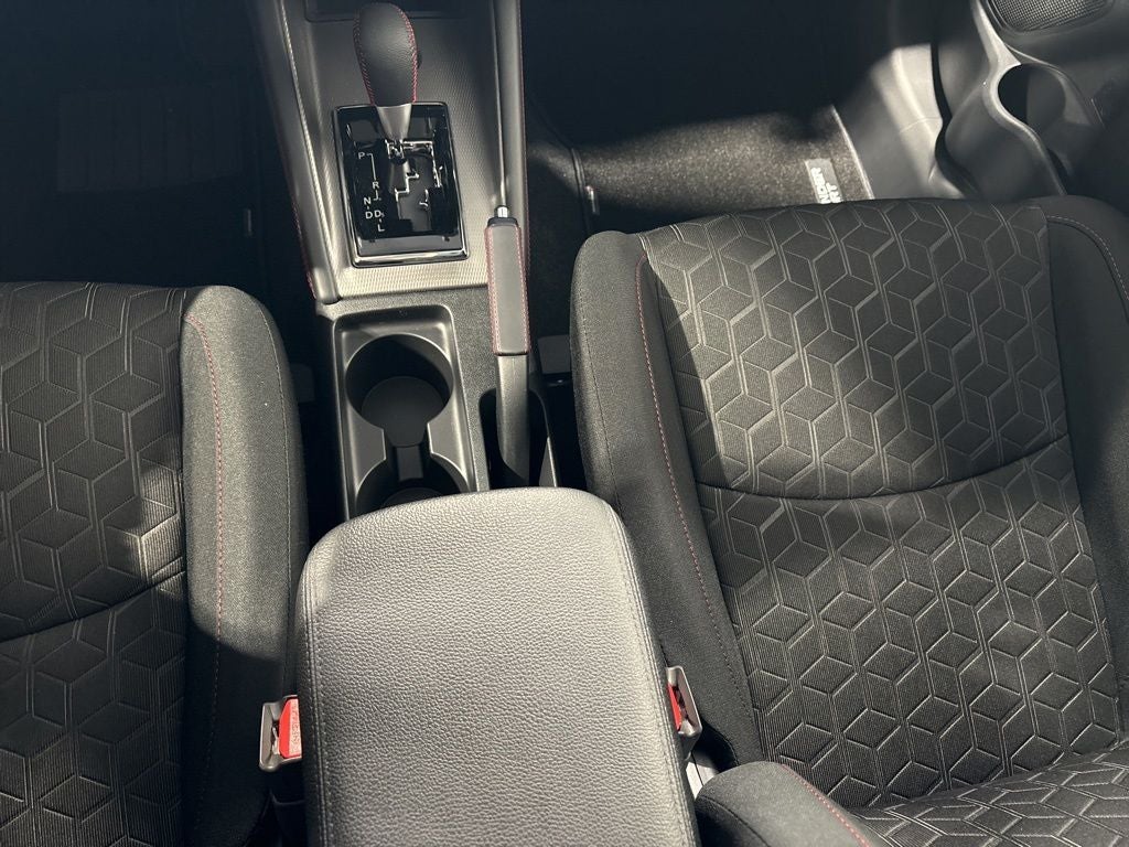 2026 Mitsubishi Outlander Sport 2.0 LE