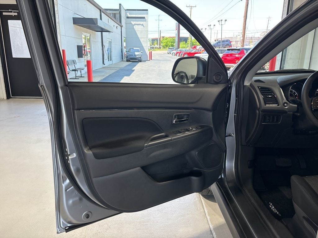 2026 Mitsubishi Outlander Sport 2.0 LE