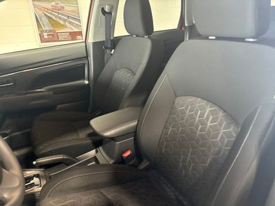 2026 Mitsubishi Outlander Sport 2.0 ES