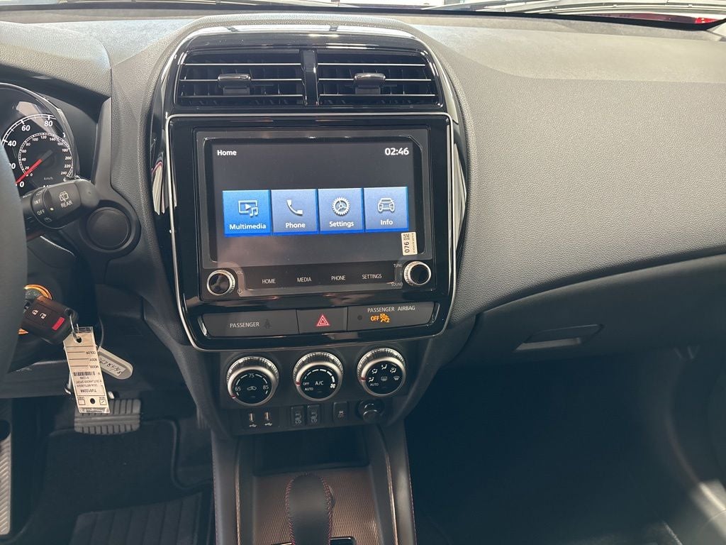 2026 Mitsubishi Outlander Sport 2.0 LE