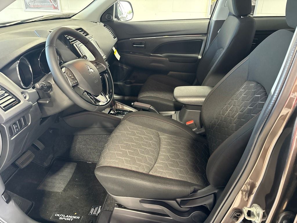 2026 Mitsubishi Outlander Sport 2.0 LE