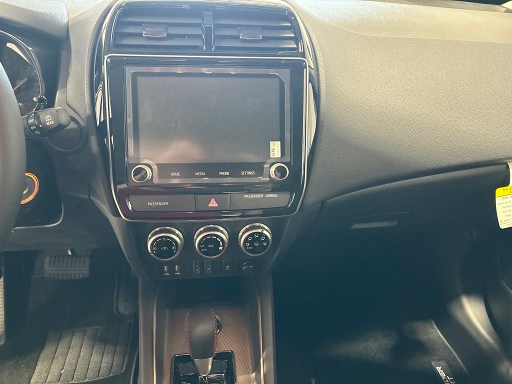 2026 Mitsubishi Outlander Sport 2.0 LE