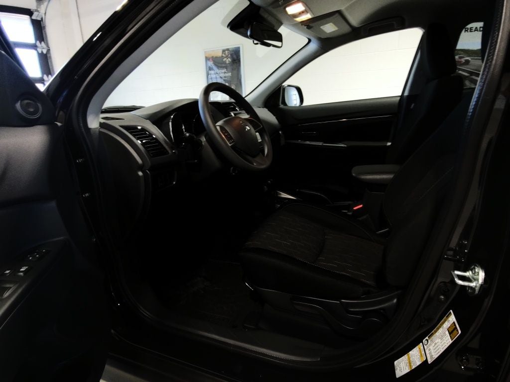 2026 Mitsubishi Outlander Sport 2.0 ES