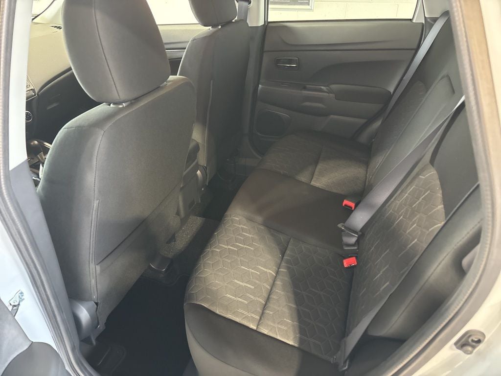 2026 Mitsubishi Outlander Sport 2.0 ES