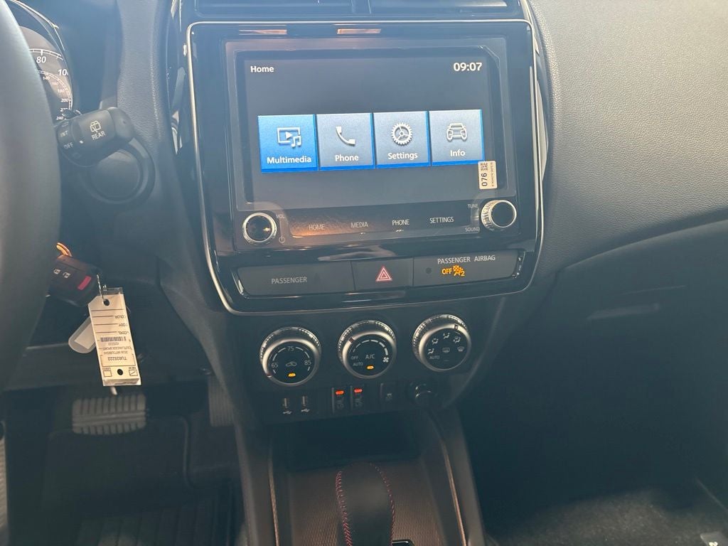 2026 Mitsubishi Outlander Sport 2.0 LE