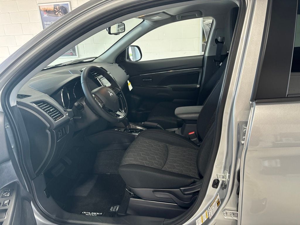 2026 Mitsubishi Outlander Sport 2.0 LE