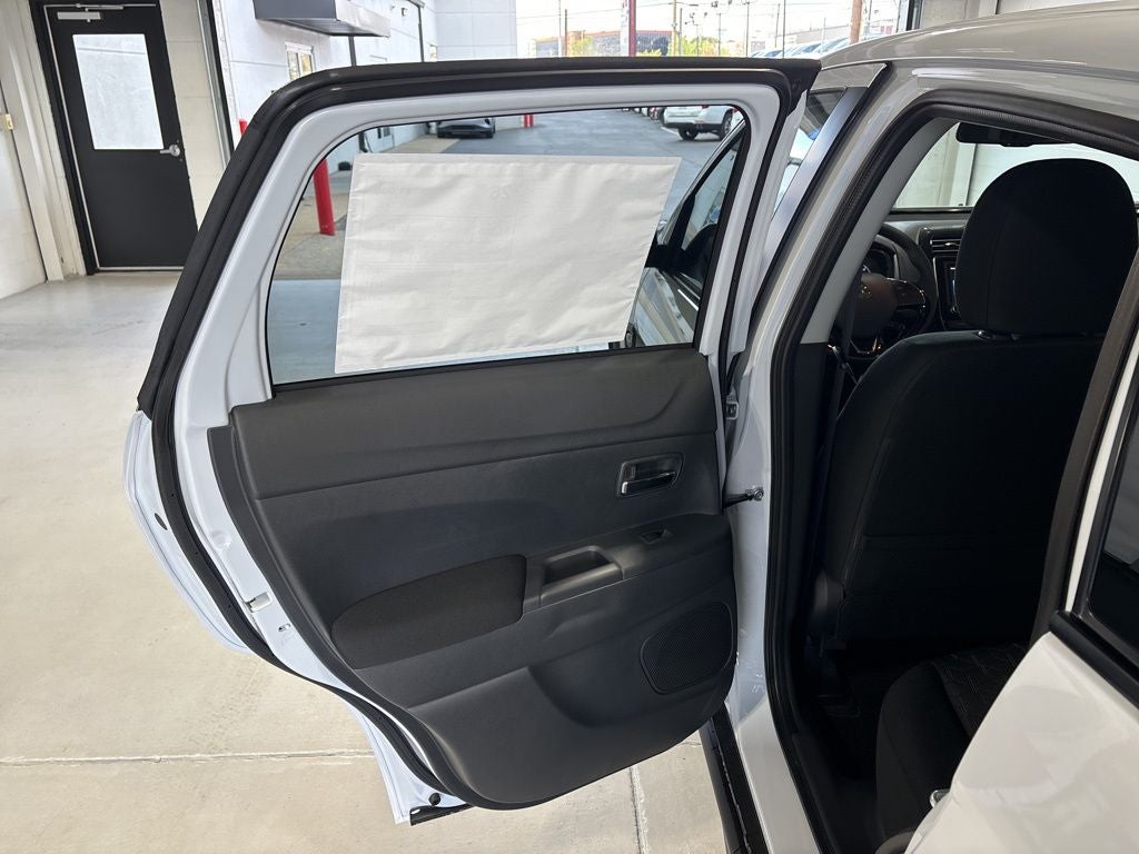 2026 Mitsubishi Outlander Sport 2.0 LE