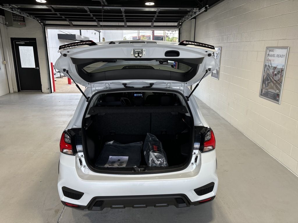 2026 Mitsubishi Outlander Sport 2.0 LE