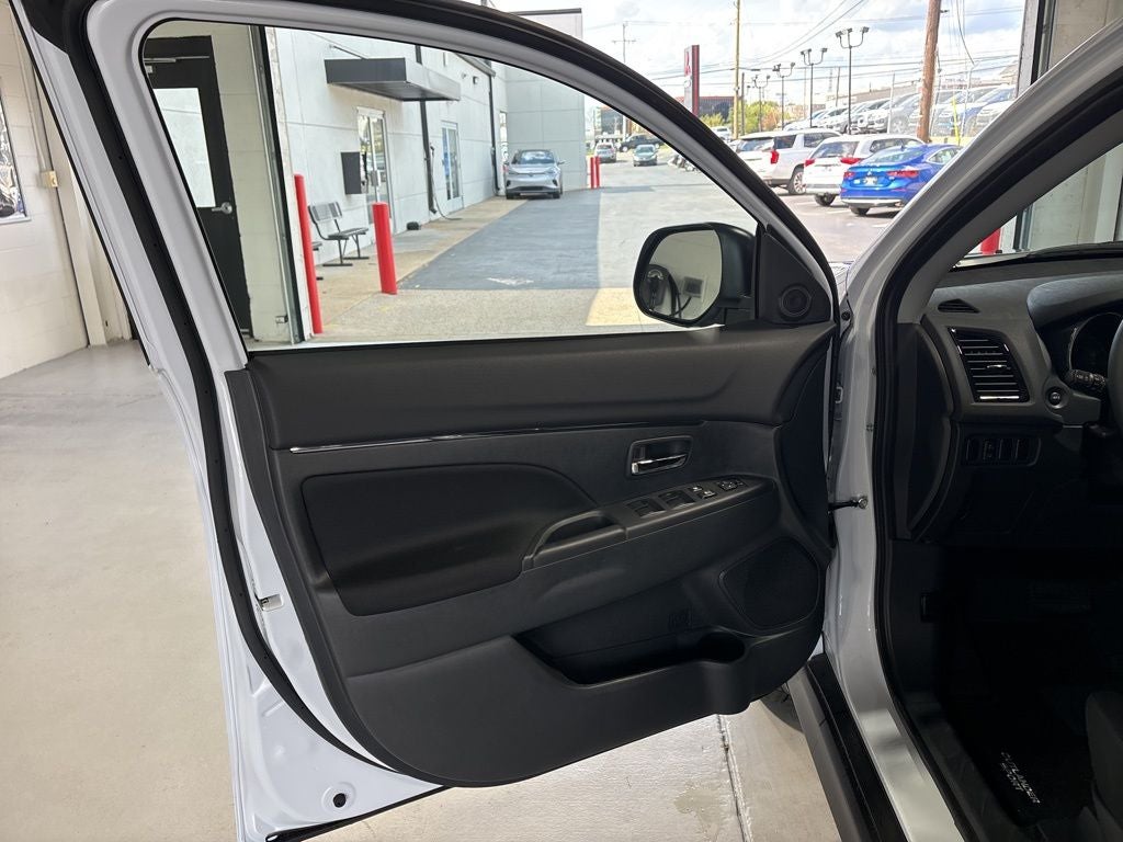 2026 Mitsubishi Outlander Sport 2.0 LE