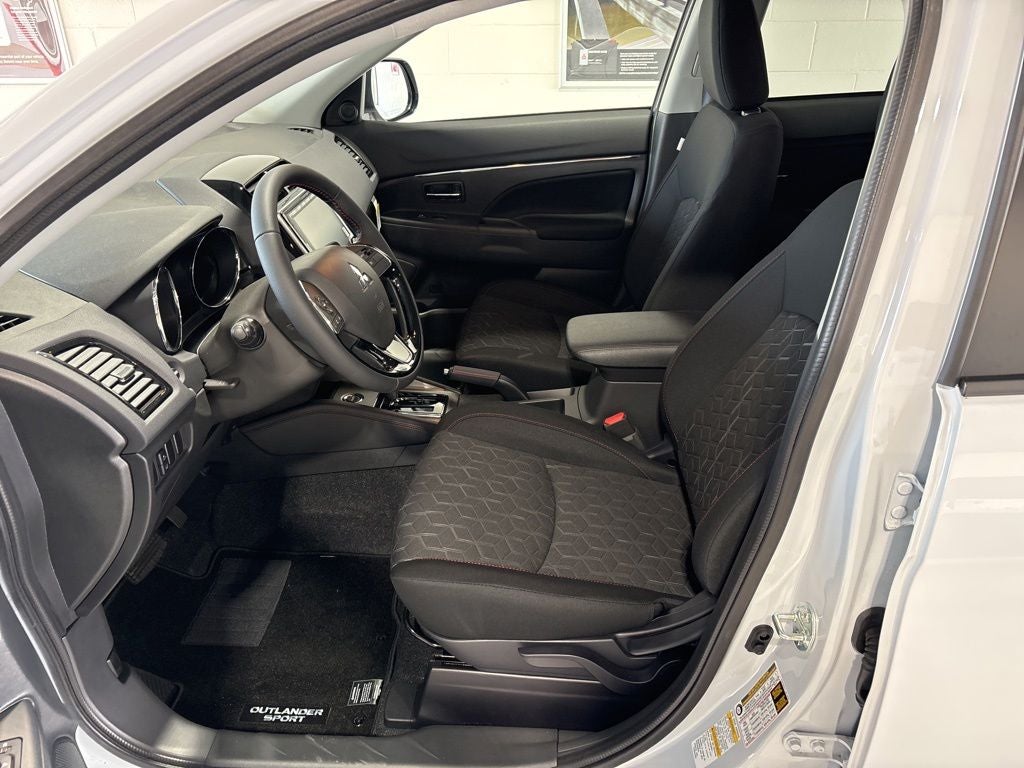 2026 Mitsubishi Outlander Sport 2.0 LE