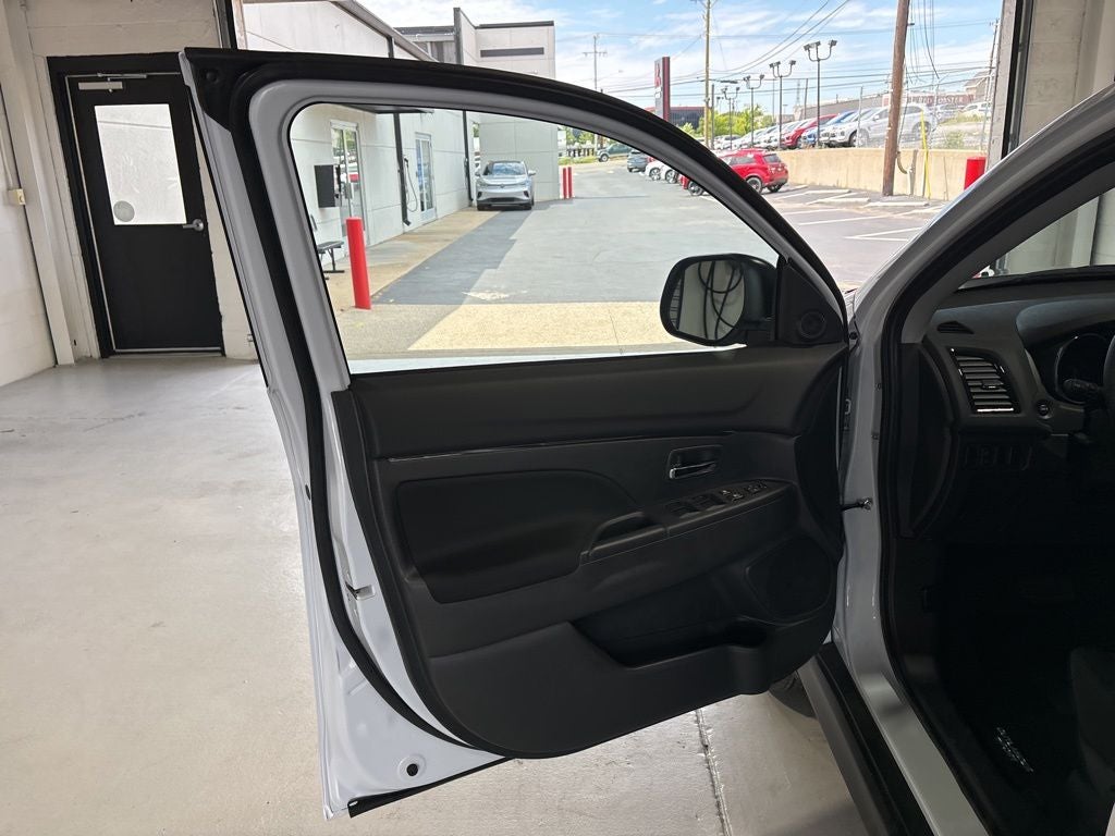 2026 Mitsubishi Outlander Sport 2.0 LE