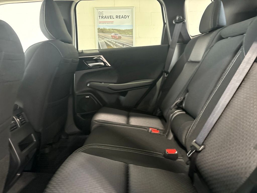 2026 Mitsubishi Outlander ES