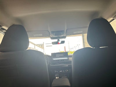 2026 Mitsubishi Outlander ES