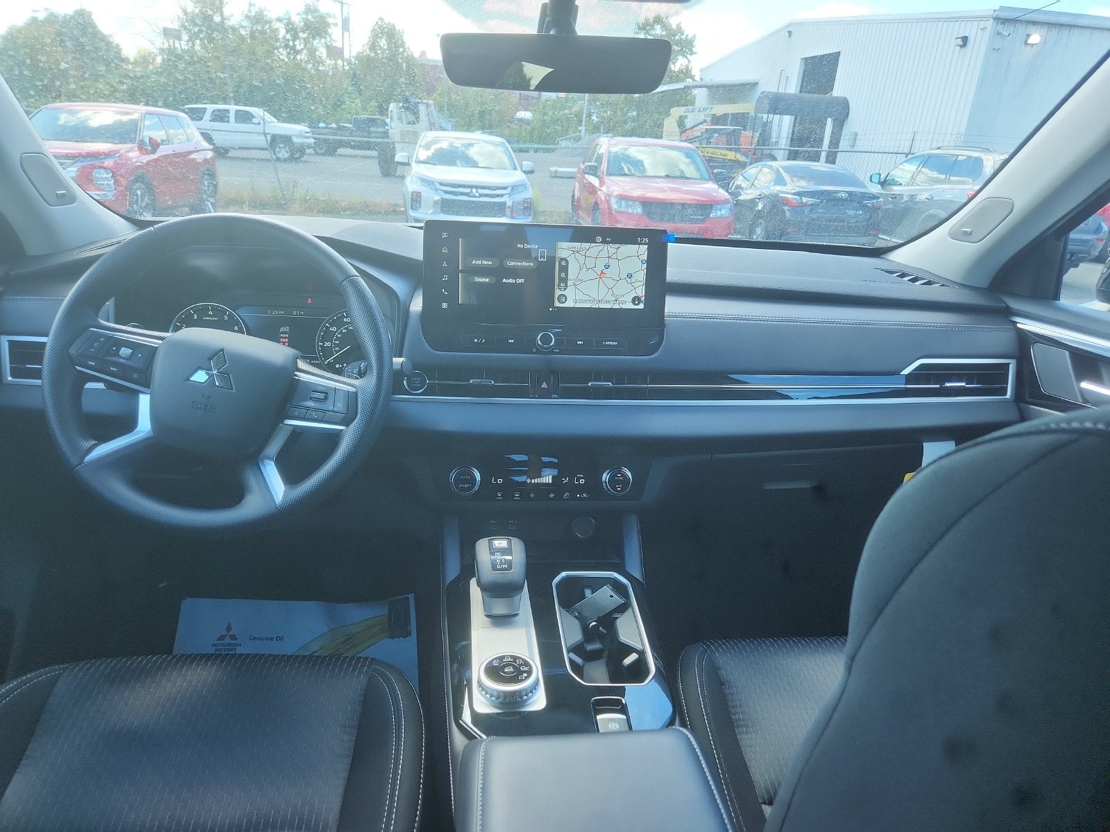 2026 Mitsubishi Outlander ES