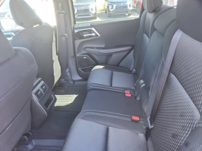 2026 Mitsubishi Outlander ES