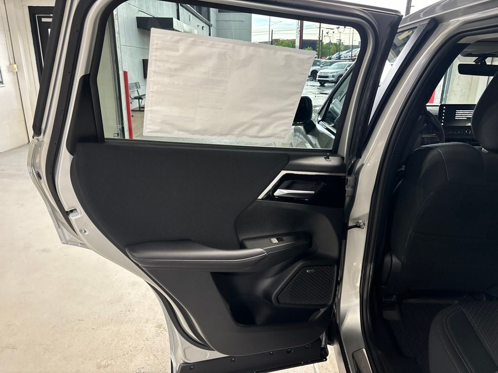 2026 Mitsubishi Outlander ES