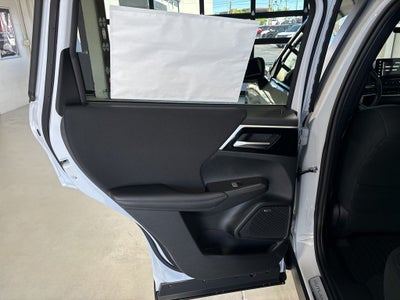 2026 Mitsubishi Outlander ES