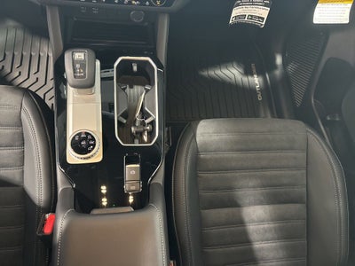 2026 Mitsubishi Outlander LE