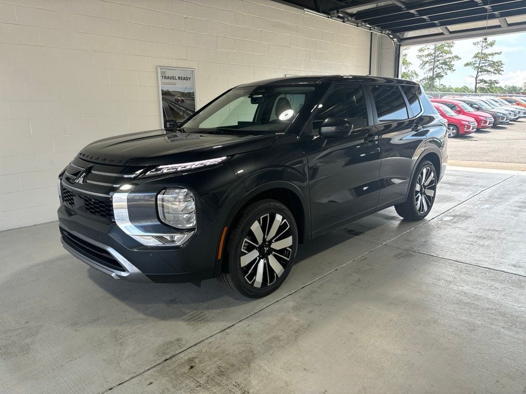 2026 Mitsubishi Outlander SE