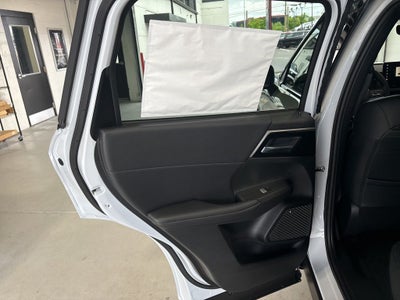 2026 Mitsubishi Outlander LE