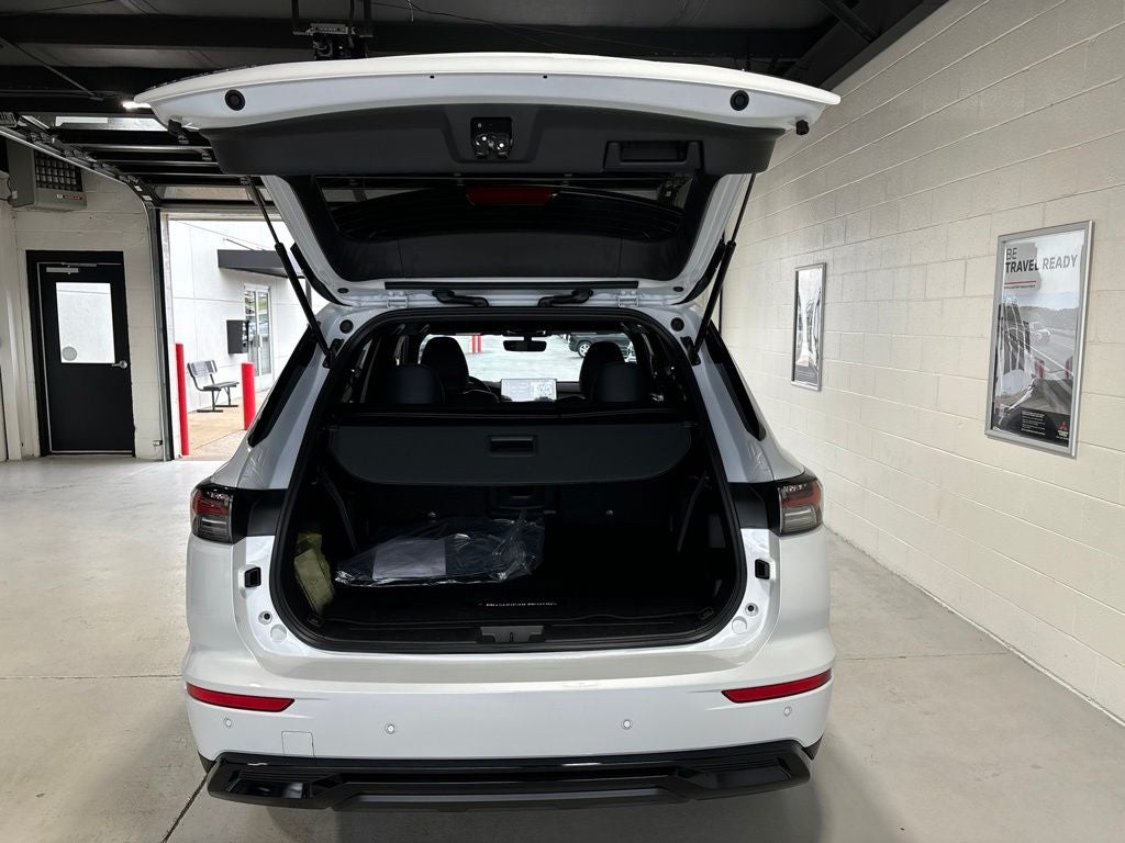 2026 Mitsubishi Outlander LE