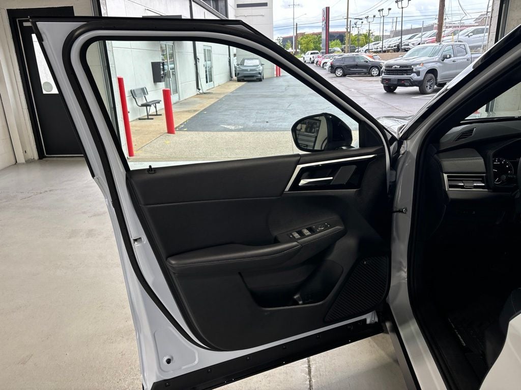 2026 Mitsubishi Outlander LE
