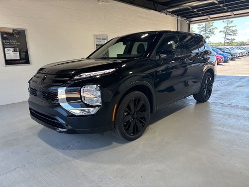 2026 Mitsubishi Outlander LE