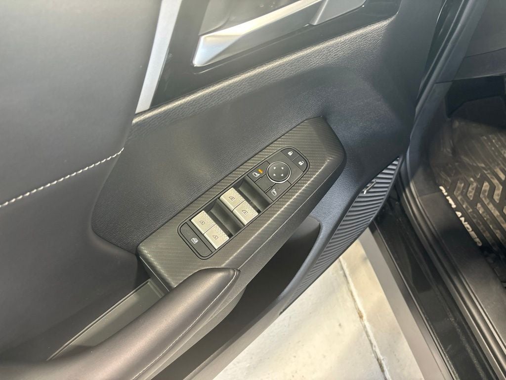2026 Mitsubishi Outlander LE