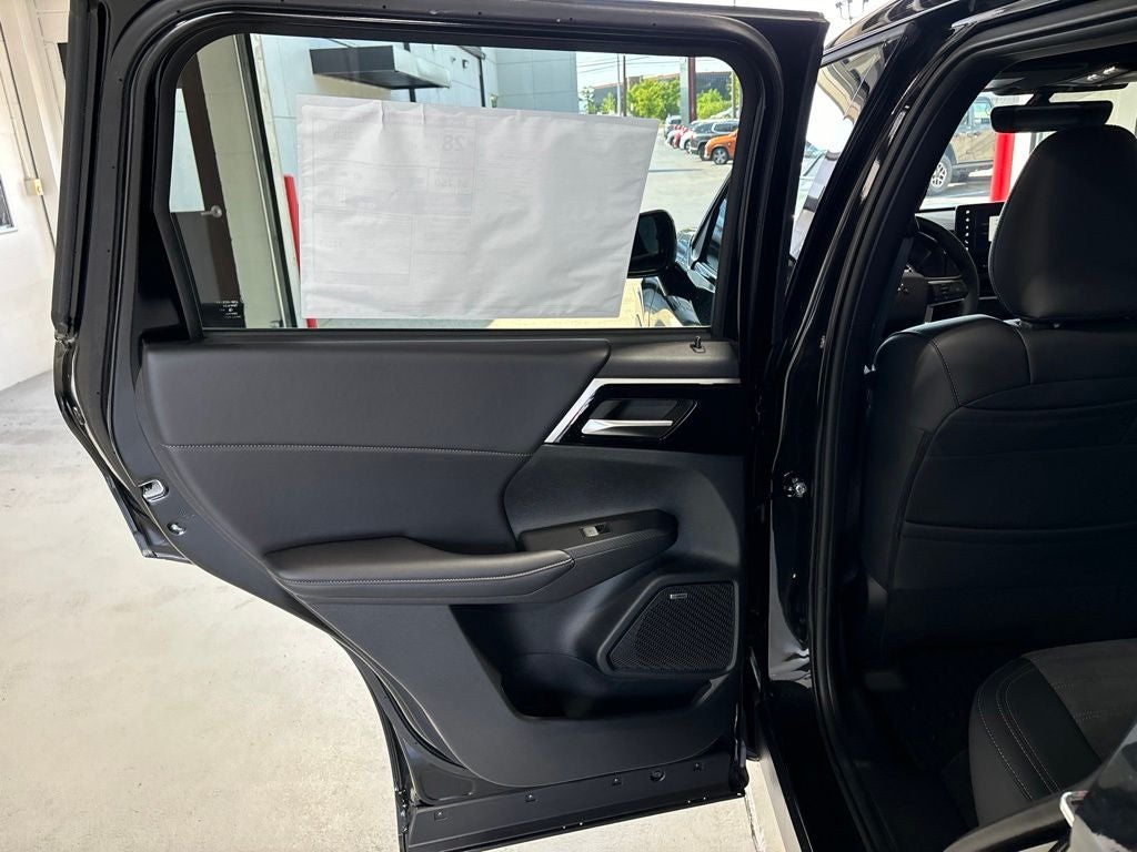 2026 Mitsubishi Outlander LE