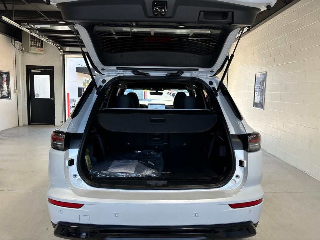 2026 Mitsubishi Outlander LE