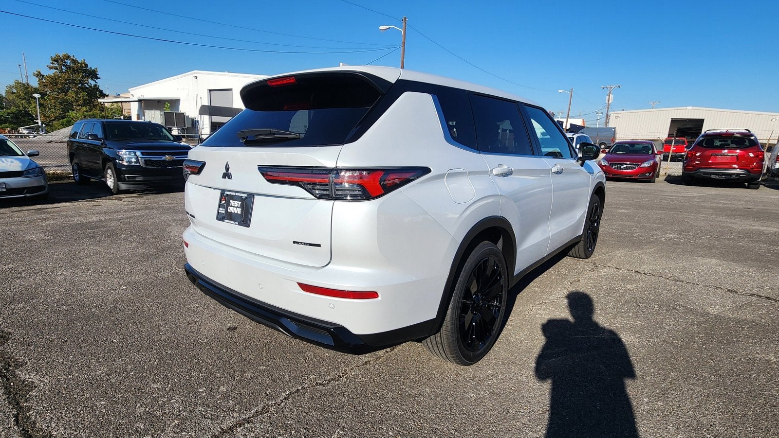 2026 Mitsubishi Outlander LE