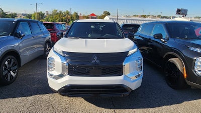 2026 Mitsubishi Outlander LE