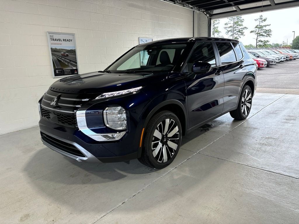 2026 Mitsubishi Outlander SE