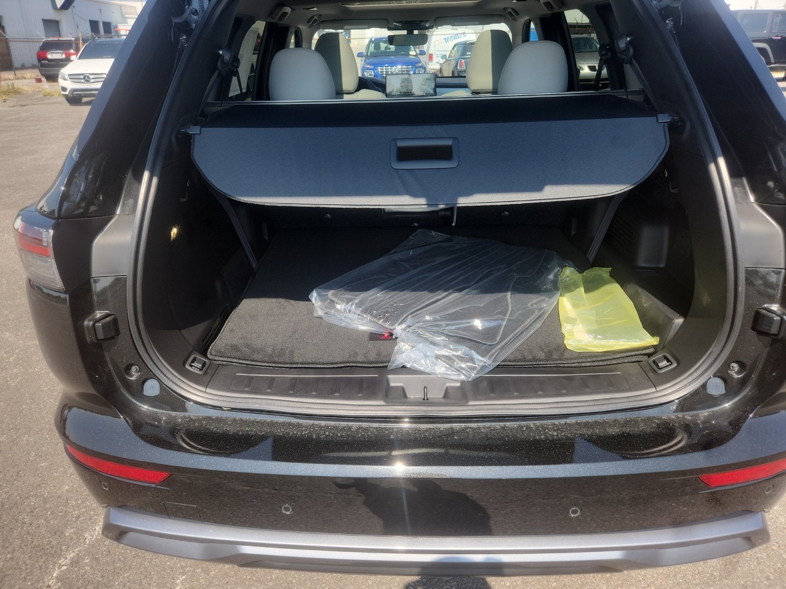 2026 Mitsubishi Outlander SE