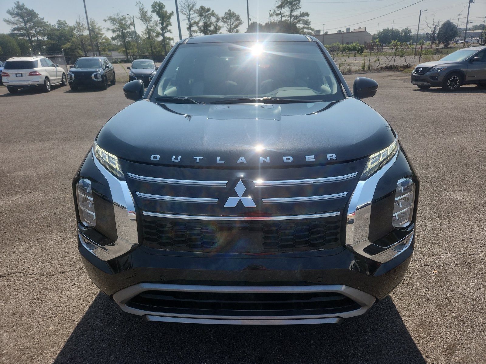 2026 Mitsubishi Outlander SE