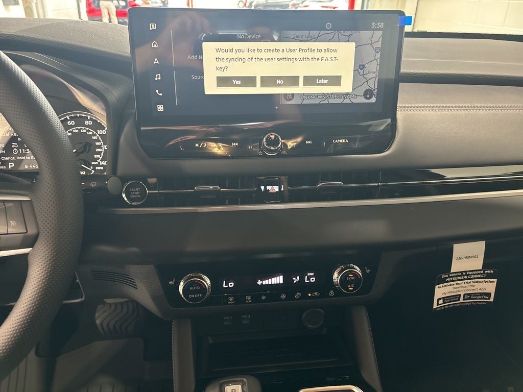 2026 Mitsubishi Outlander LE