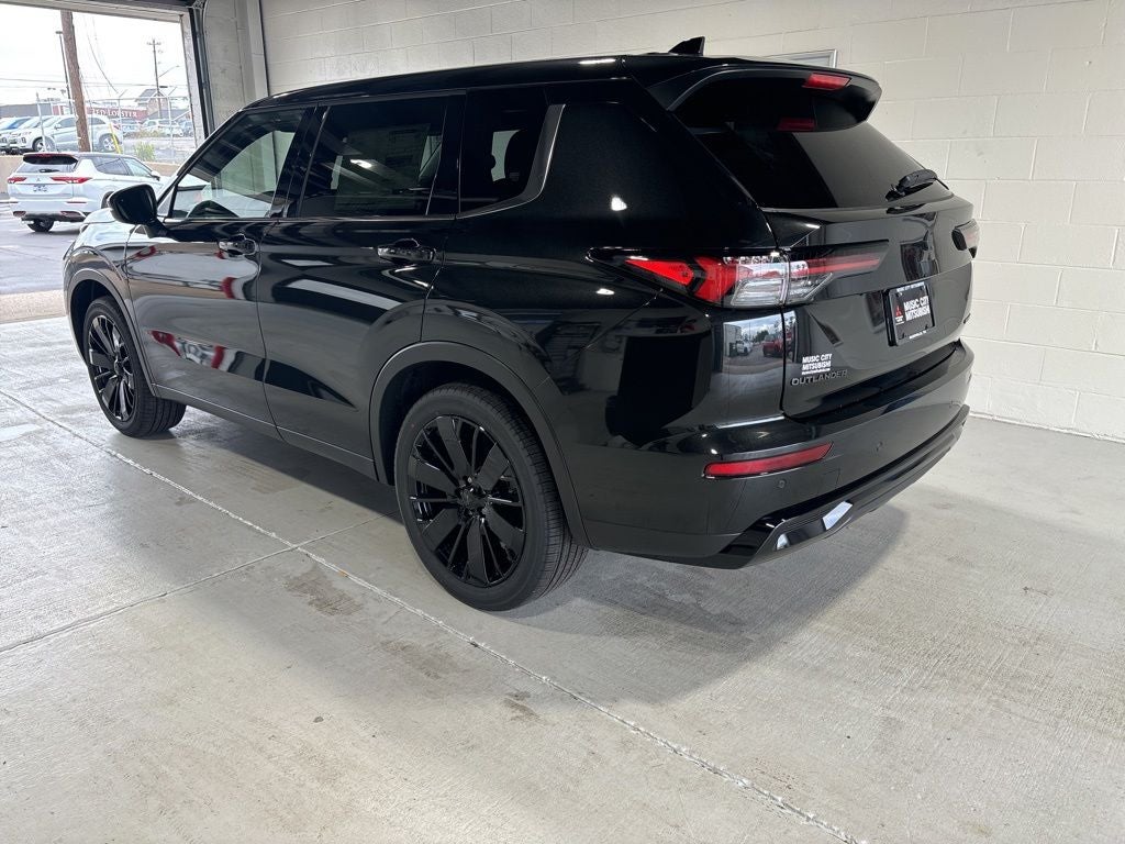 2026 Mitsubishi Outlander LE