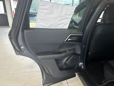 2026 Mitsubishi Outlander LE